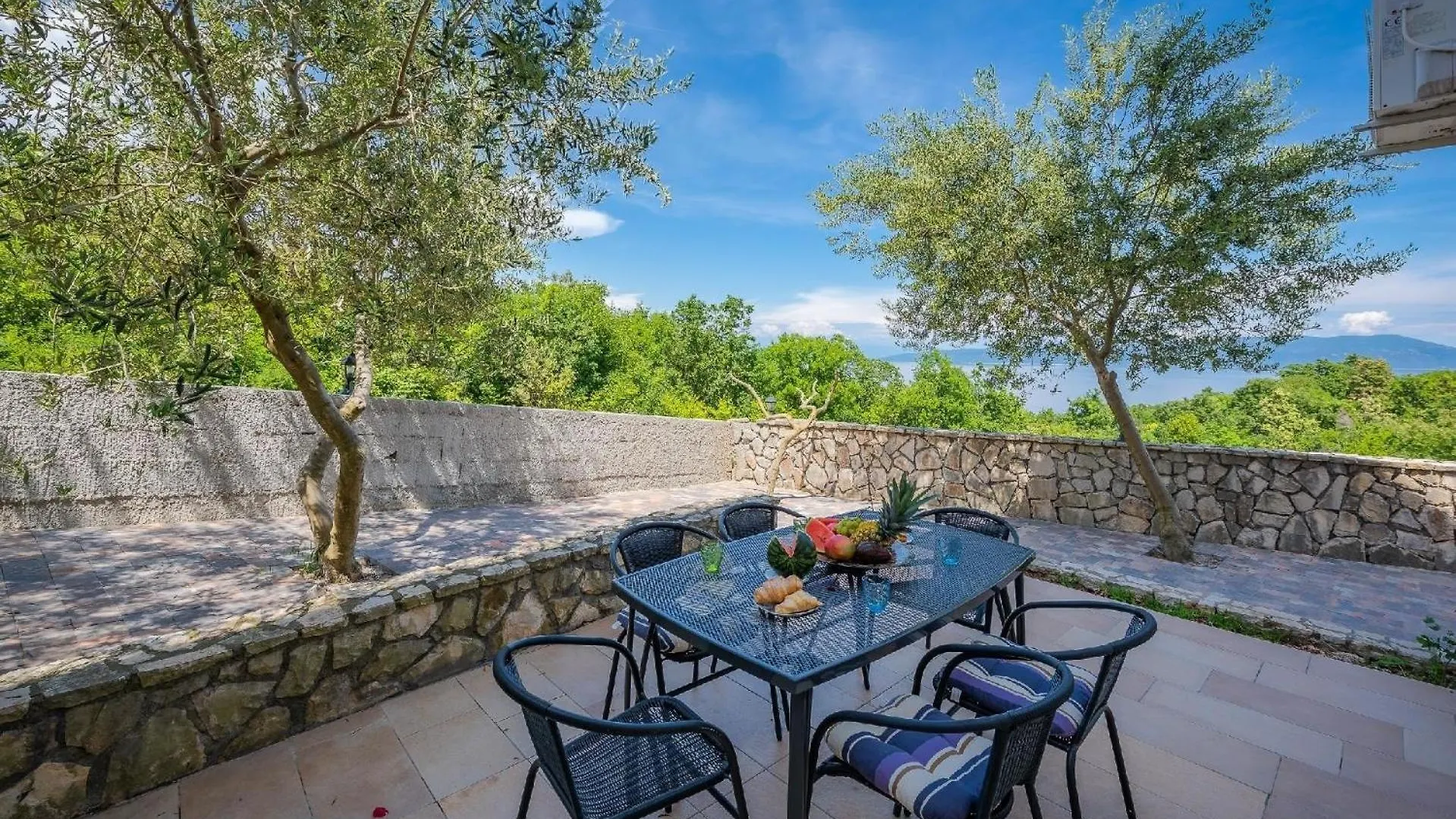 Ferienwohnung Fuer 2 Personen Ca 22 Qm In Drenje, Istrien Bucht Von Rasa Labin  Croatia